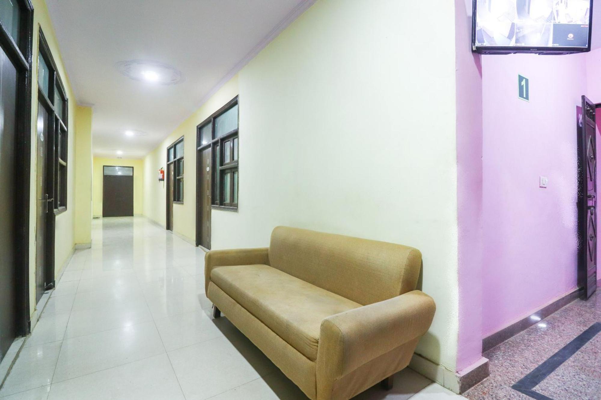 Hotel O Sunrise Inn Indirapuram Exterior photo